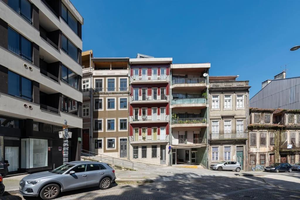 Chic Porto Hideaway: Pool & Garden Apartment Exterior photo