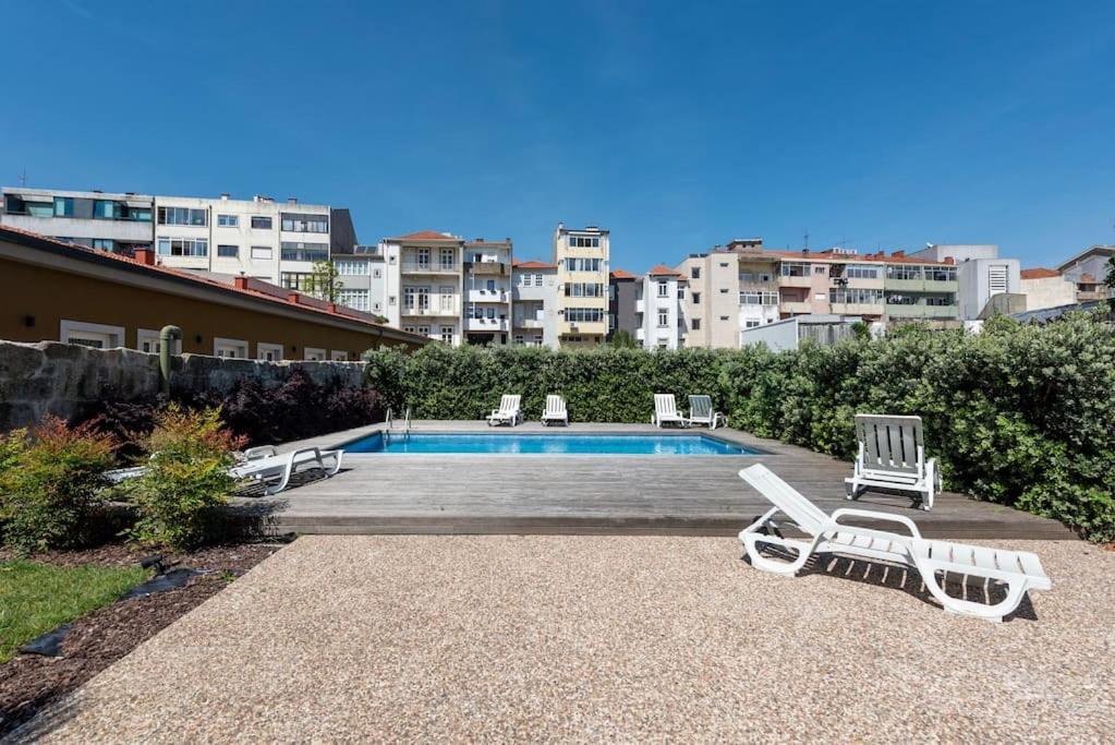 Chic Porto Hideaway: Pool & Garden Apartment Exterior photo